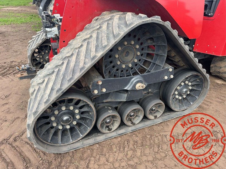 2014-case-ih-550-image-24