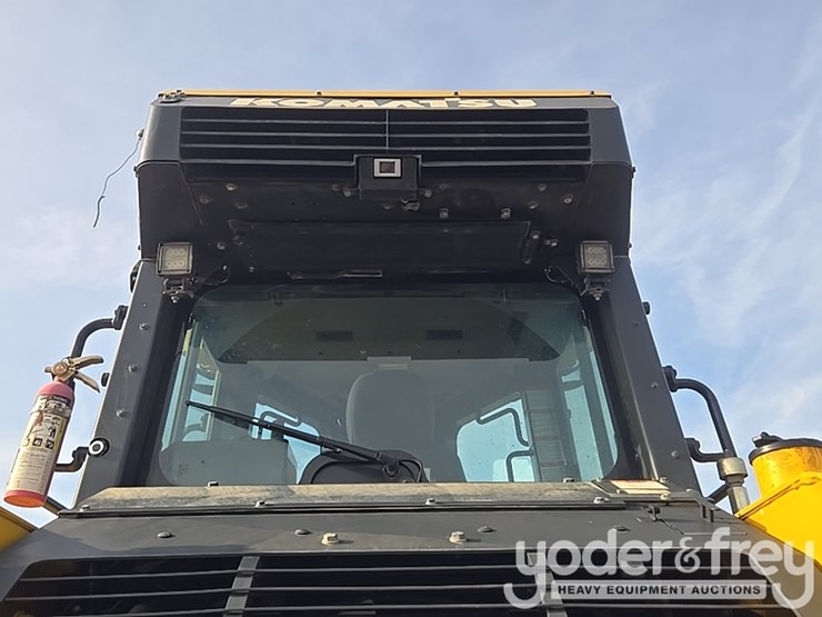 2023-komatsu-d71pxi-24-image-37