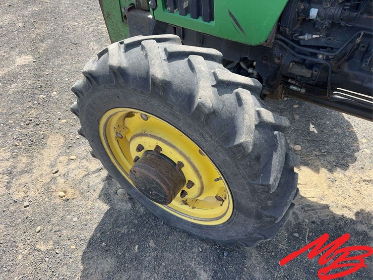 2003-john-deere-5520-image-17