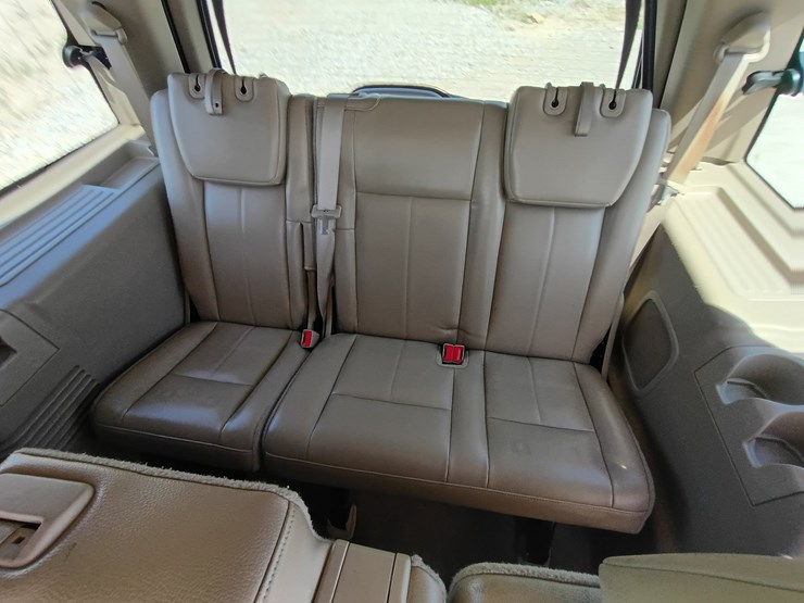 2010-ford-expedition-image-64
