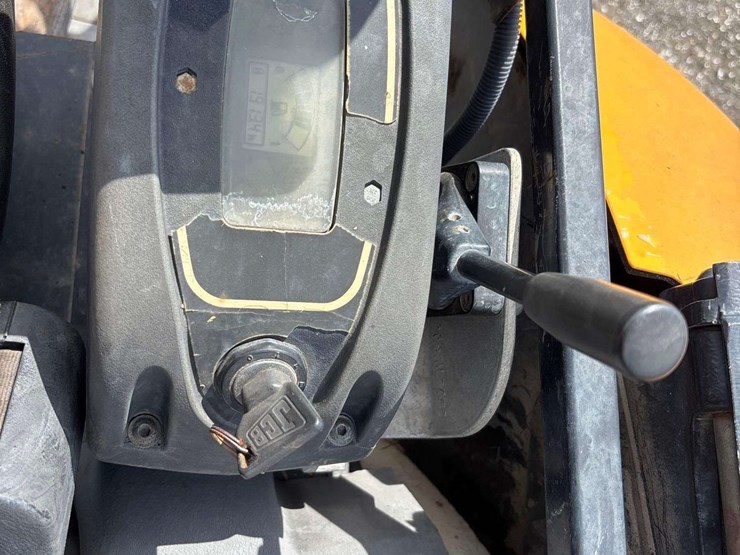 2019-jcb-8029cts-image-25