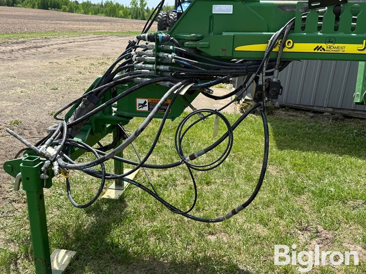 2013-john-deere-1790-ccs-image-10