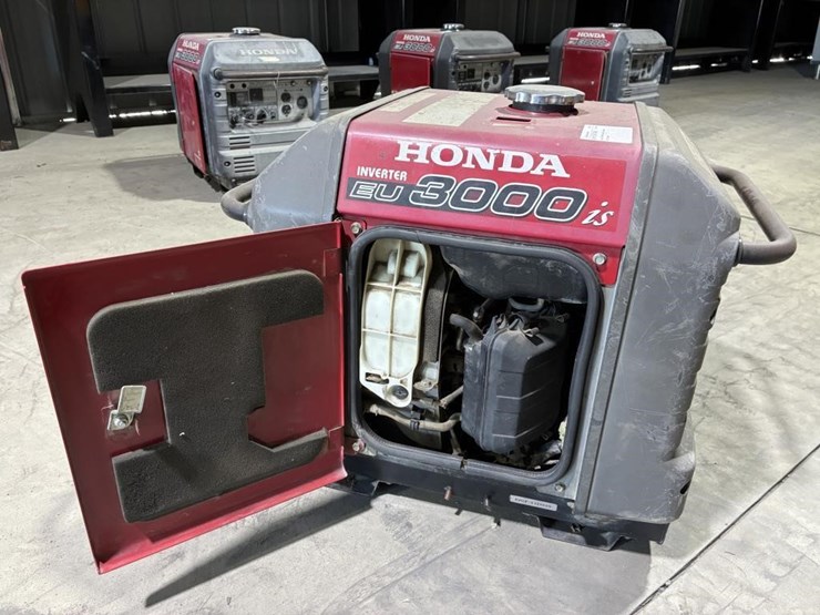 honda-eu3000is-image-9
