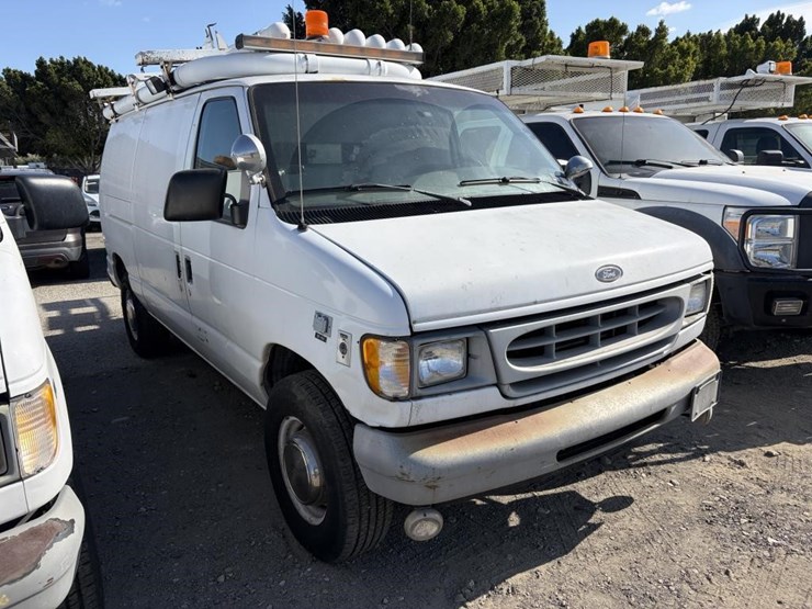 1998-ford-e350-image-2
