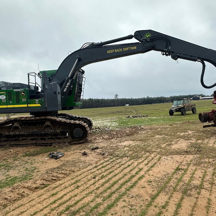 2025 DEERE 2654G