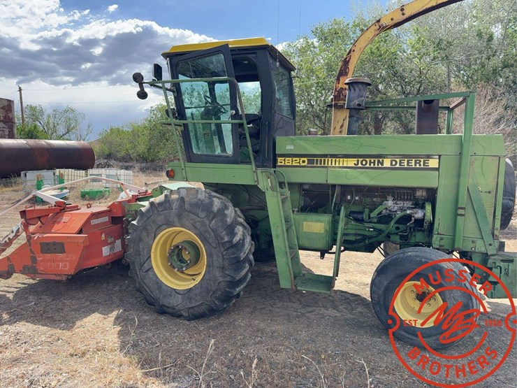 john-deere-5820-image-2