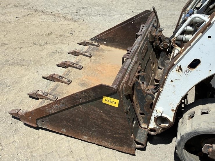 2022-bobcat-t450-image-8