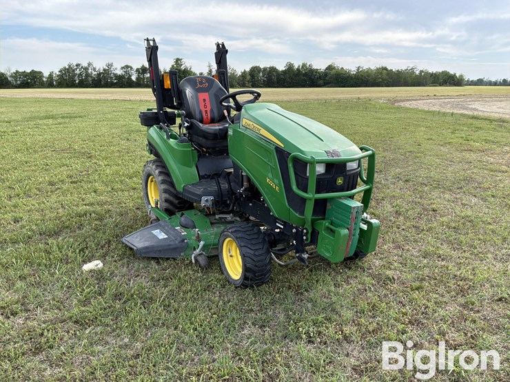 2017-john-deere-1023e-image-3
