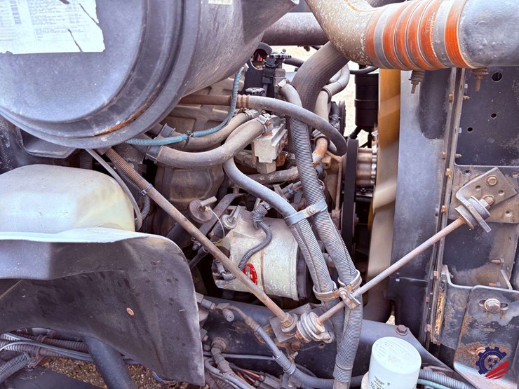 1994-international-8100-image-30