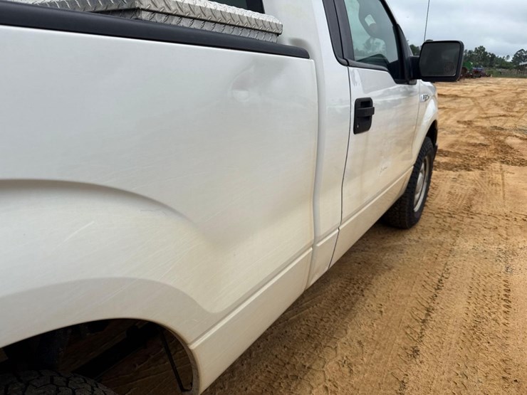 2011-ford-f150-image-8