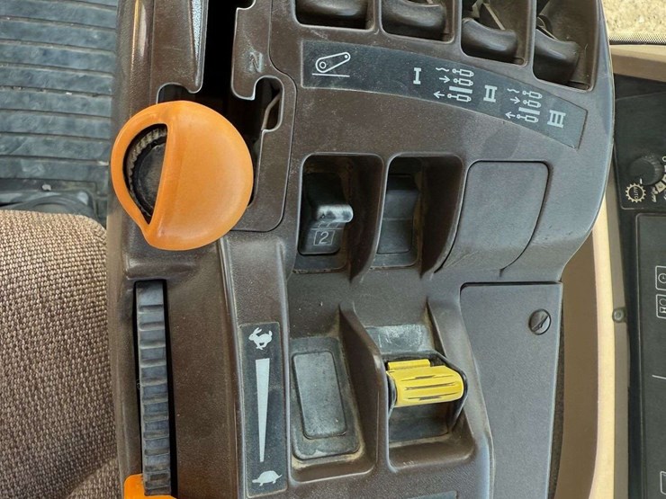 2008-john-deere-8230-image-20