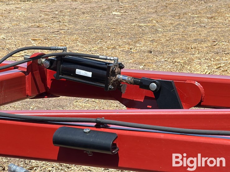 2014-case-ih-370-image-17