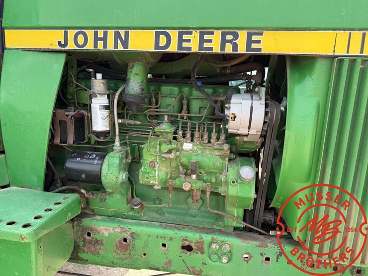 1981-john-deere-4440-image-7
