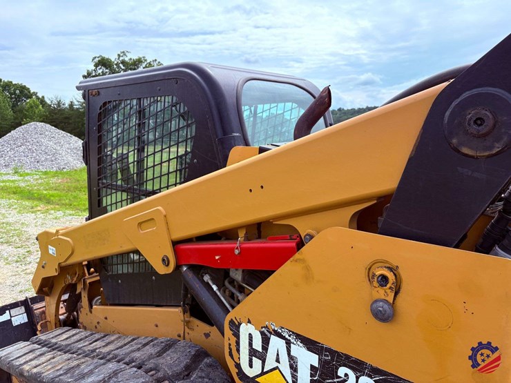 2018-caterpillar-299d2-xhp-image-22