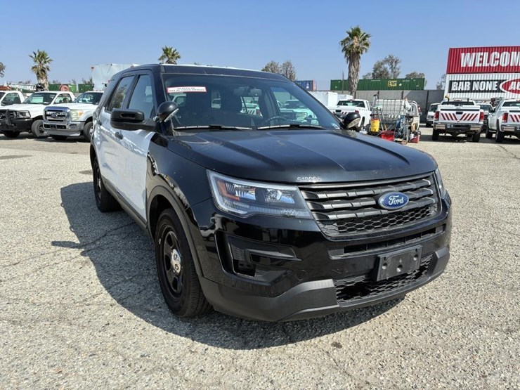 2019-ford-explorer-police-interceptor-image-2