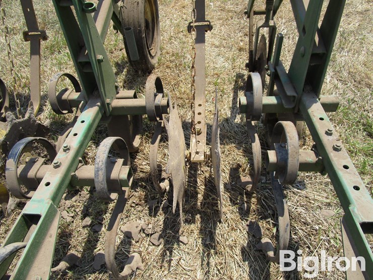 john-deere-825-image-15