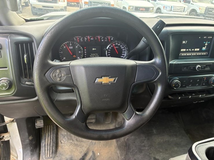 2018-chevrolet-2500hd-image-11