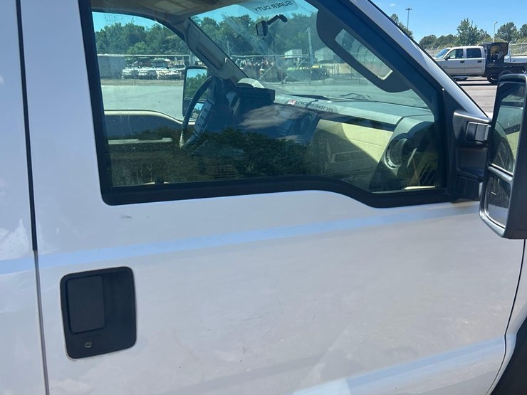 2008-ford-f450-image-22
