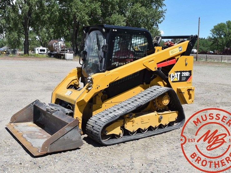2018-caterpillar-d2-image-2