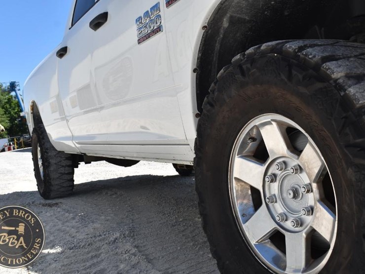2018-ram-2500-hd-image-10