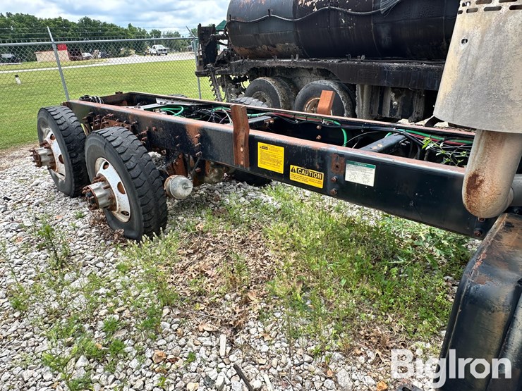 2001-caterpillar-3126-image-15
