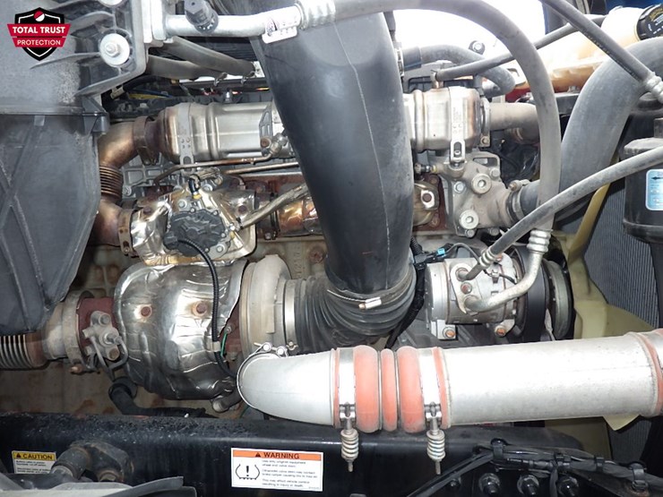 2022-freightliner-cascadia-126-image-30