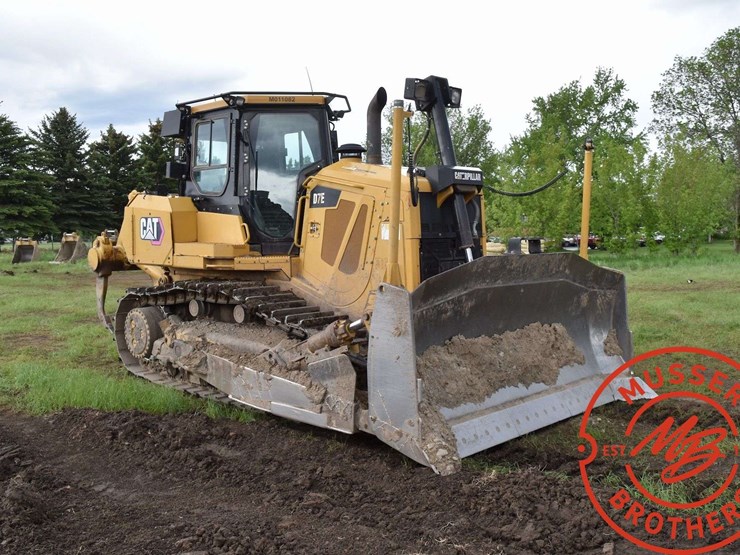 2010-caterpillar-d7e-image-13