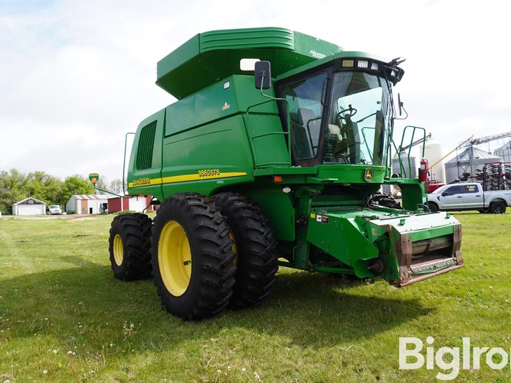 2004-john-deere-9860-sts-image-3