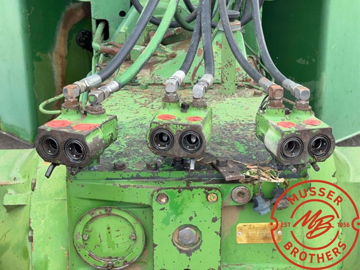 1975-john-deere-7020-image-18