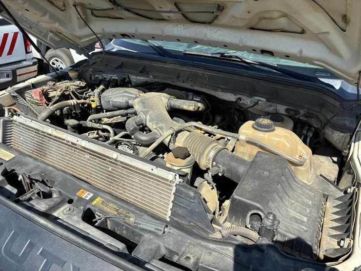 2012-ford-f550-image-6