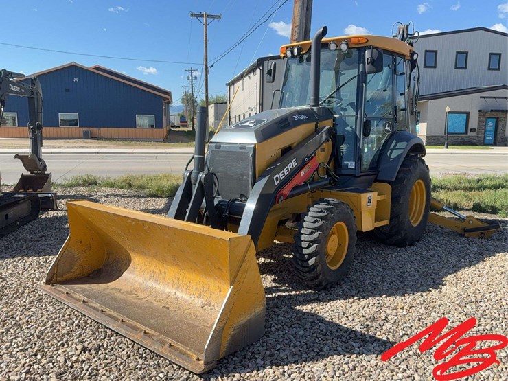 2023-deere-310sl-image-1