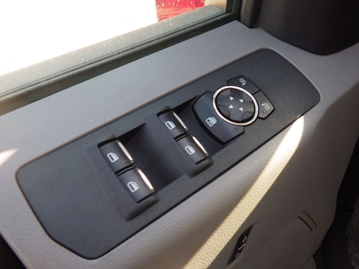 2017-ford-f350-image-12