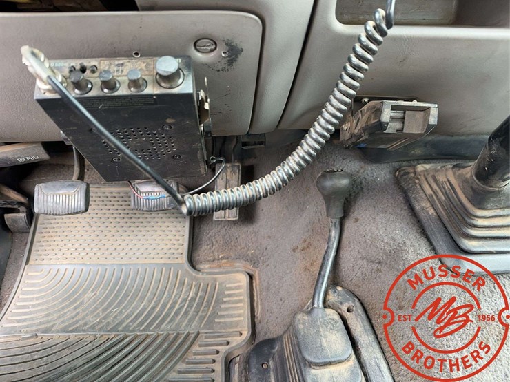 1999-ford-f450-image-33
