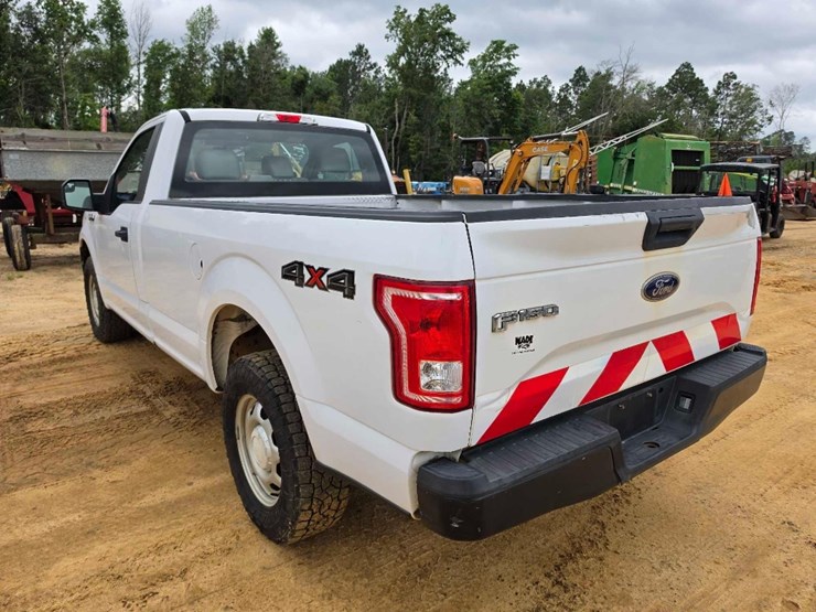 2017-ford-f150-image-2