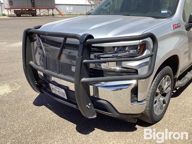 2020-chevrolet-silverado-1500-lt-image-12
