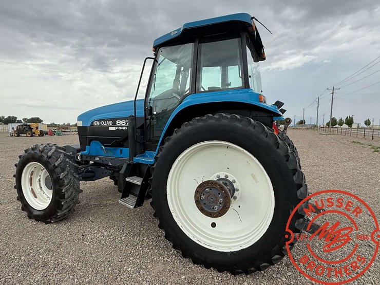 new-holland-8670-image-4