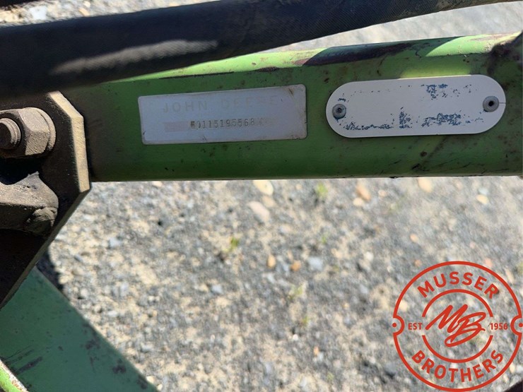 john-deere-115-image-7