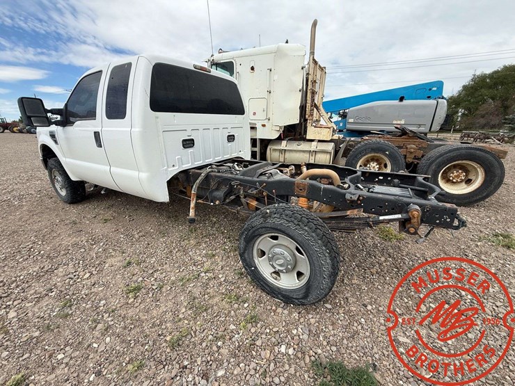 2009-ford-f250-image-4