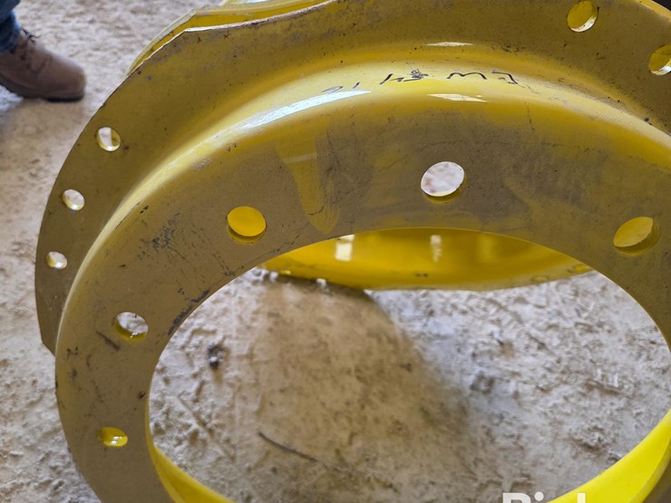john-deere-30-image-10