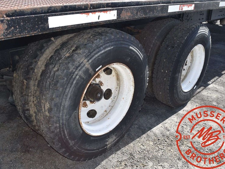 2002-ford-f750-image-29