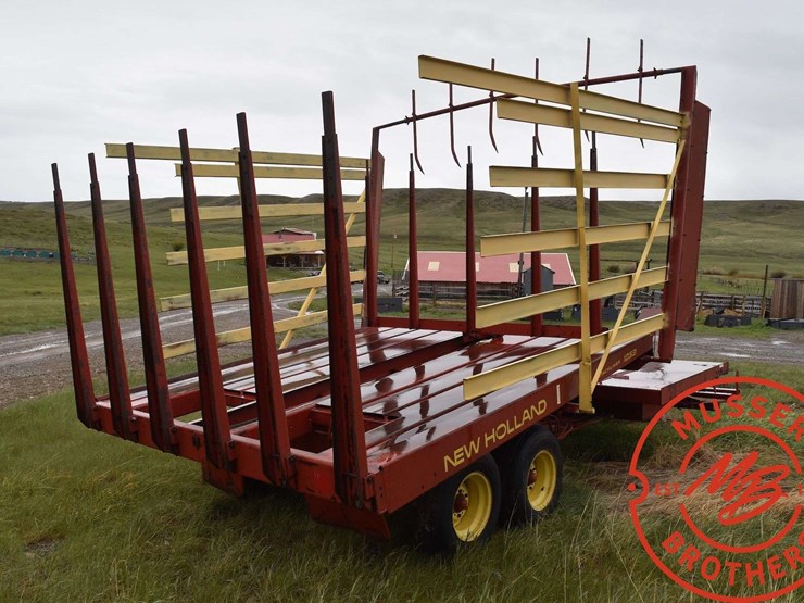 new-holland-1033-image-5