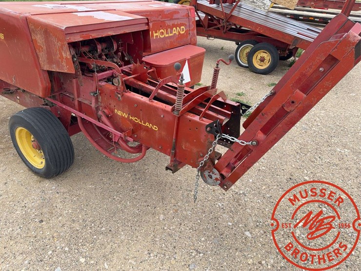 new-holland-276-image-12