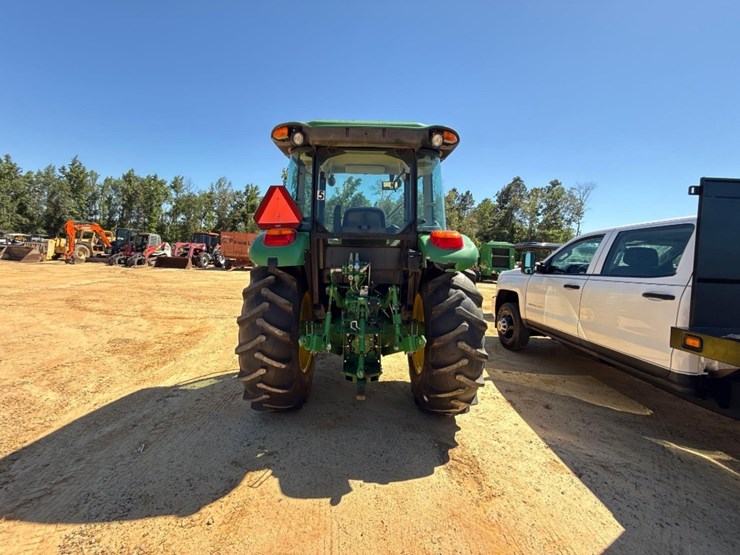 john-deere-5090e-image-3