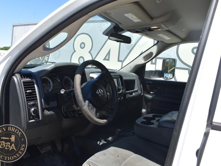 2018-ram-2500-hd-image-16