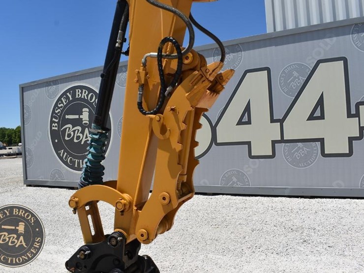 2021-caterpillar-305.5e2-image-17