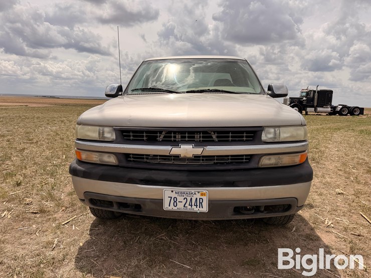 2000-chevrolet-silverado-1500-lt-image-2
