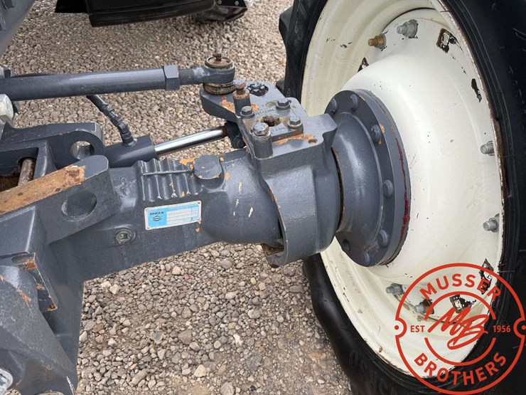 new-holland-8670-image-12