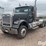 2006-freightliner-fld120-image-1