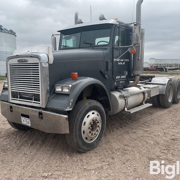 2006 FREIGHTLINER FLD120