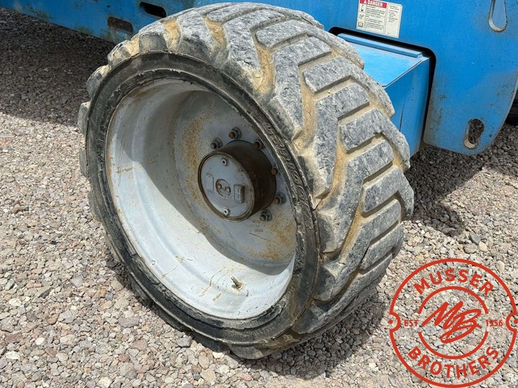 2006-genie-s65-image-13